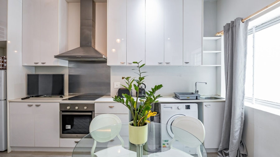 To Let 0 Bedroom Property for Rent in Sea Point Western Cape